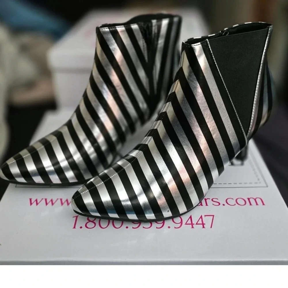 T4730 Silver Black Striped Pointed‎ Toe Kitten Heel Ankle Boots A4892 Size 8M